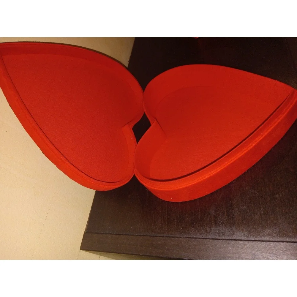 New Vintage Sequined Red Heart Box Jewelry Trinket Candy VALENTINE‎ BE MINE